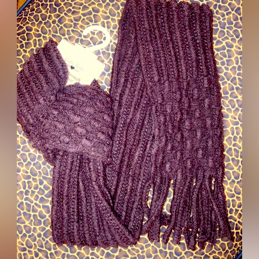 Pull Through Scarf